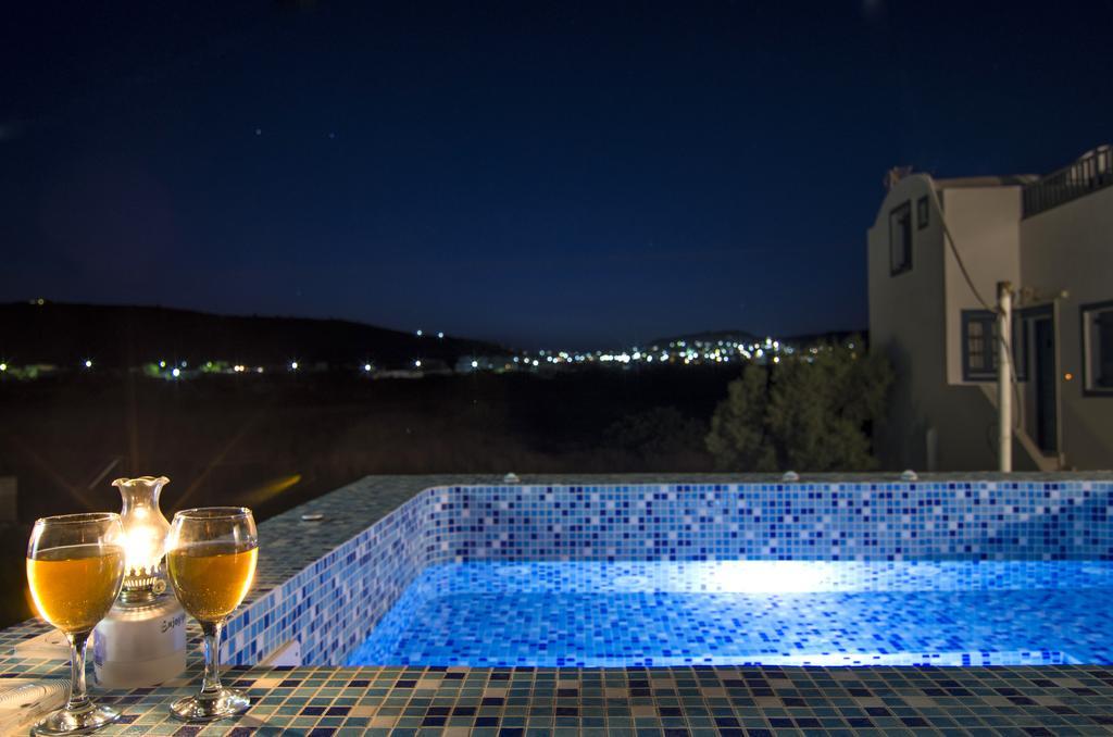 White & Blue Apartment Perivolos  Exterior photo